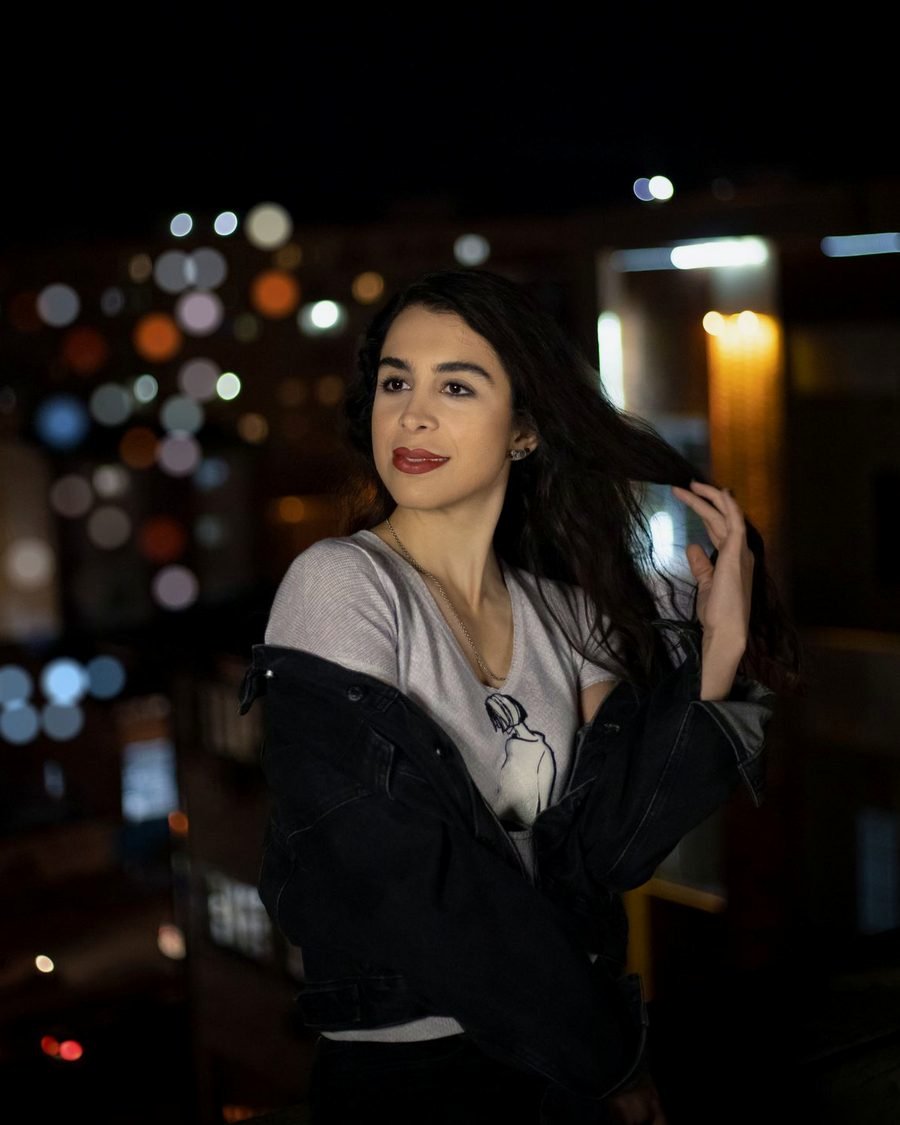 Aylin — 27 yaşında, canlı sohbet kızları arasında popüler